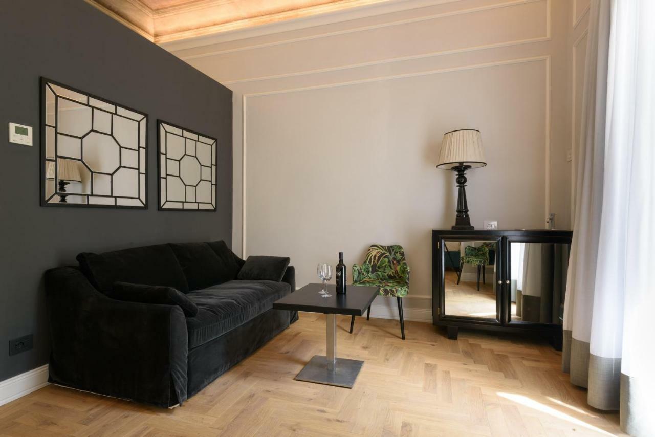 Vivaldi Luxury Suites Флоренция Экстерьер фото