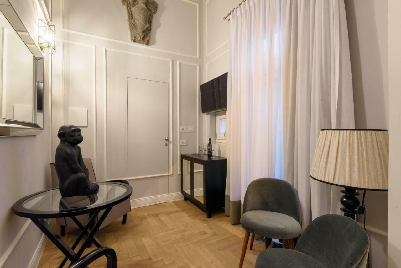 Vivaldi Luxury Suites Флоренция Экстерьер фото
