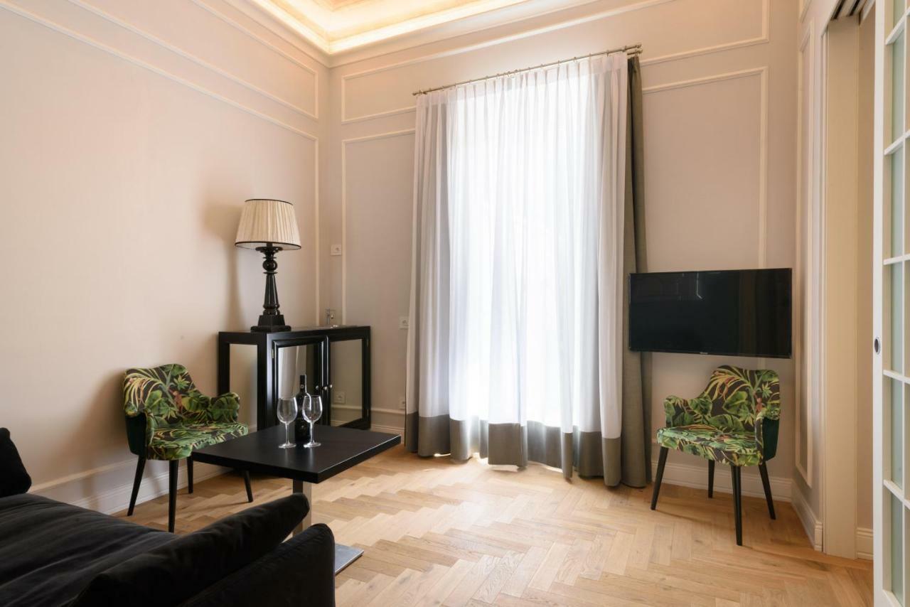 Vivaldi Luxury Suites Флоренция Экстерьер фото